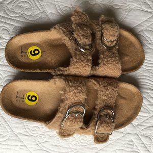 Nicole Miller Betsey Faux Fur Sandals-New Sz 9